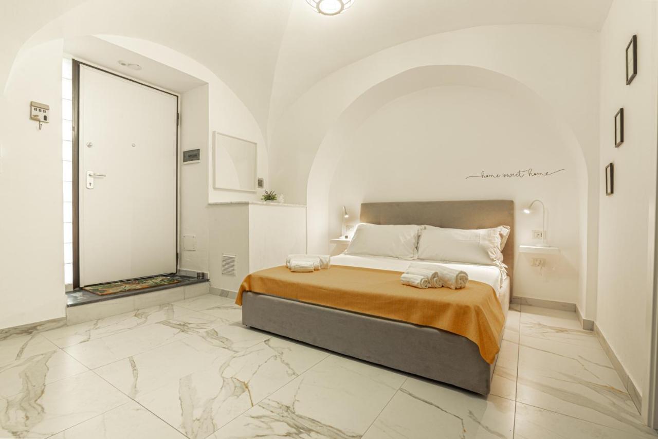 Dimora Bianca Apartment คาตาเนีย ภายนอก รูปภาพ